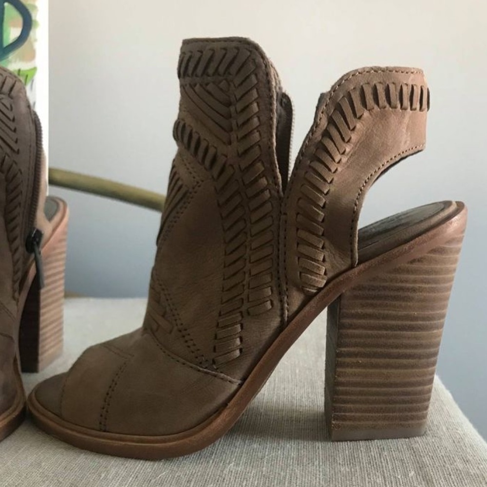 Vince Camuto Karinta Peep Toe Booties